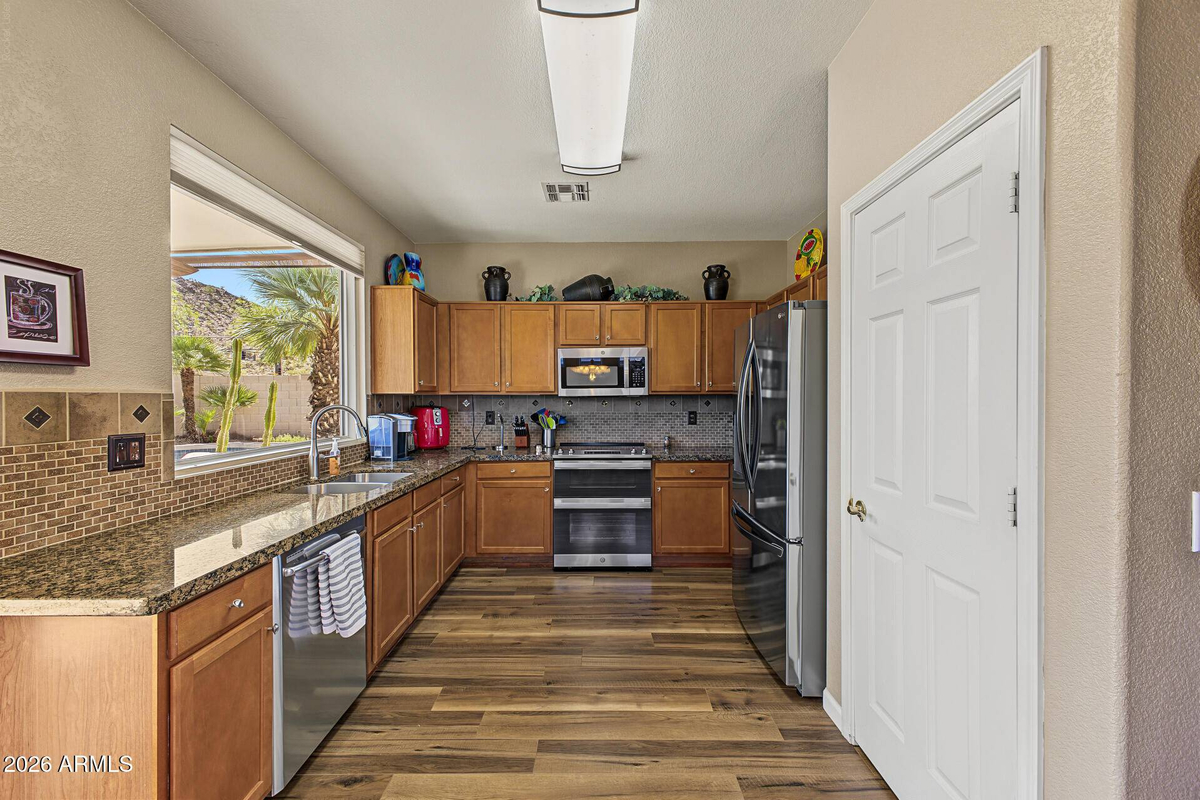 Featured Listing Image 10