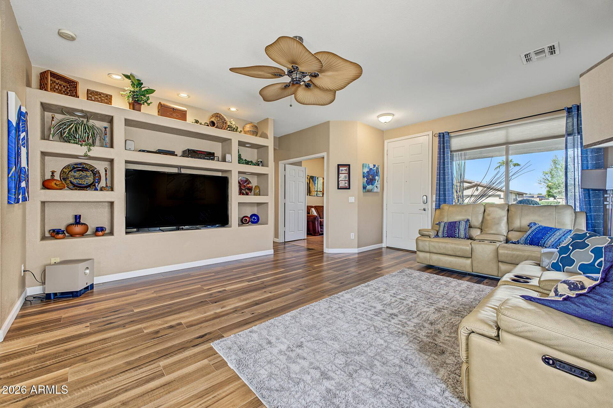 Featured Listing Image 7