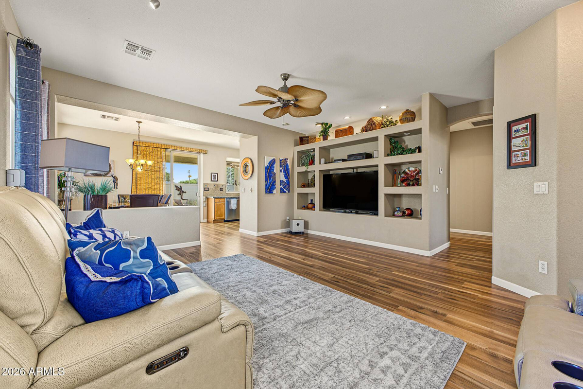 Featured Listing Image 8
