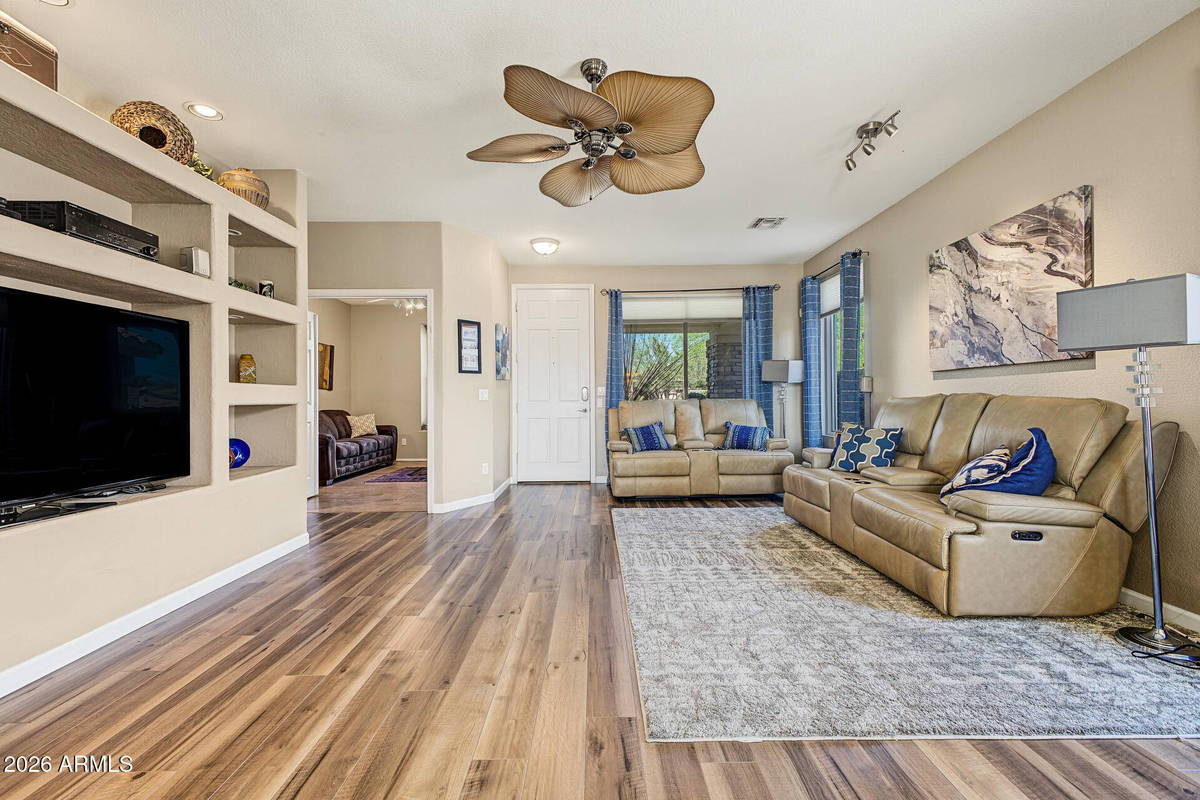 Featured Listing Image 6