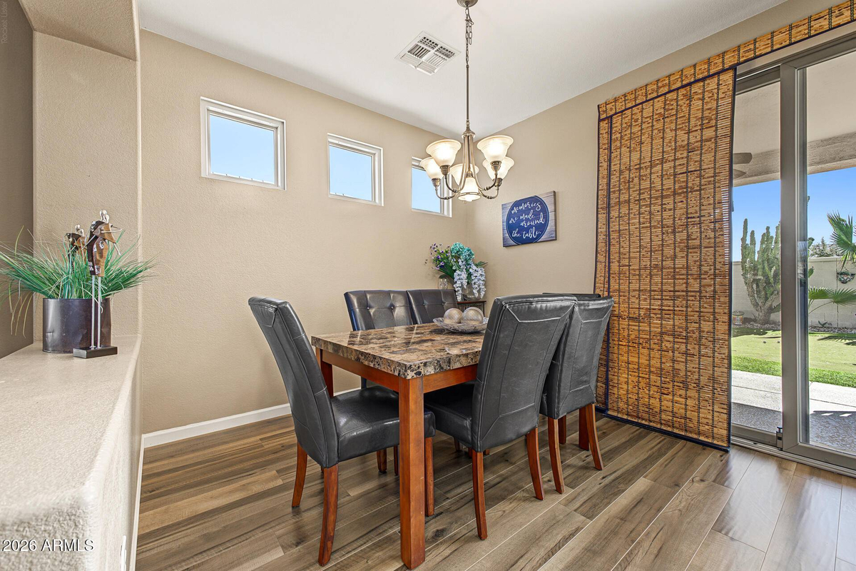 Featured Listing Image 9