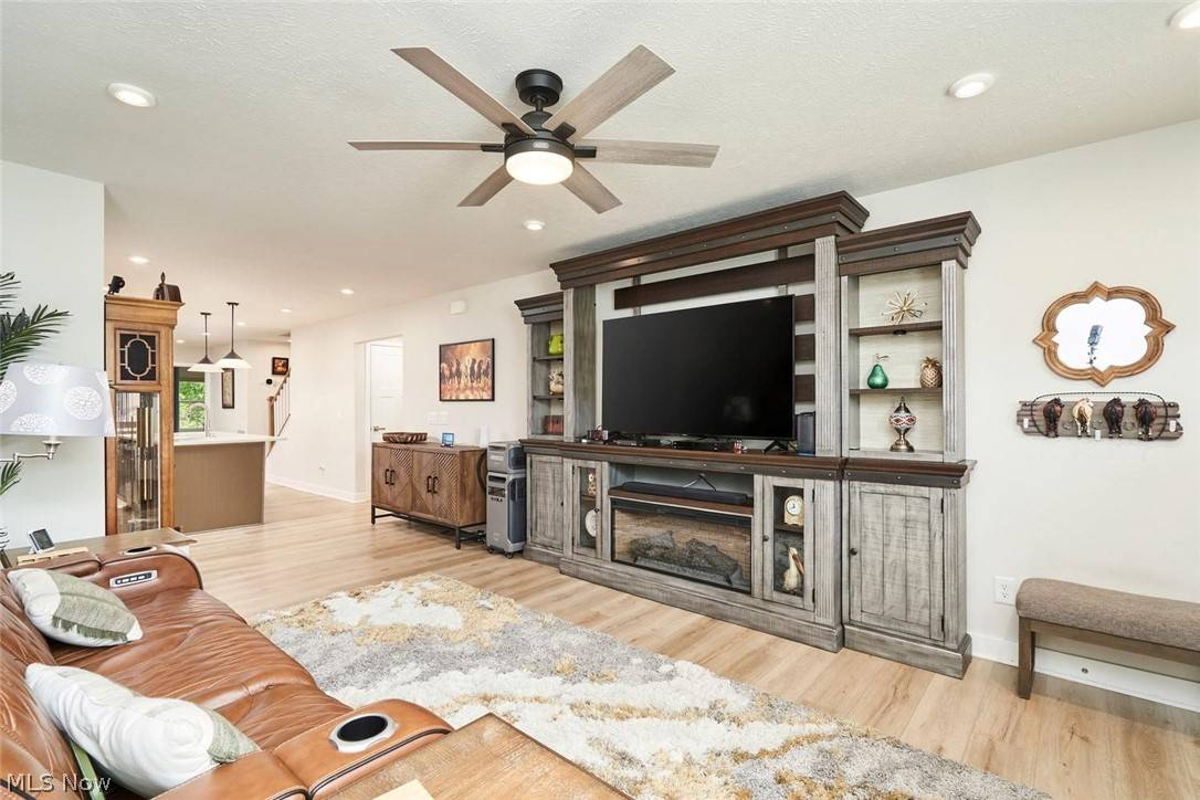 Featured Listing Image 3