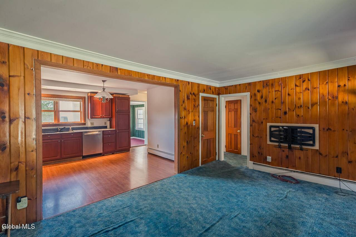 Featured Listing Image 10