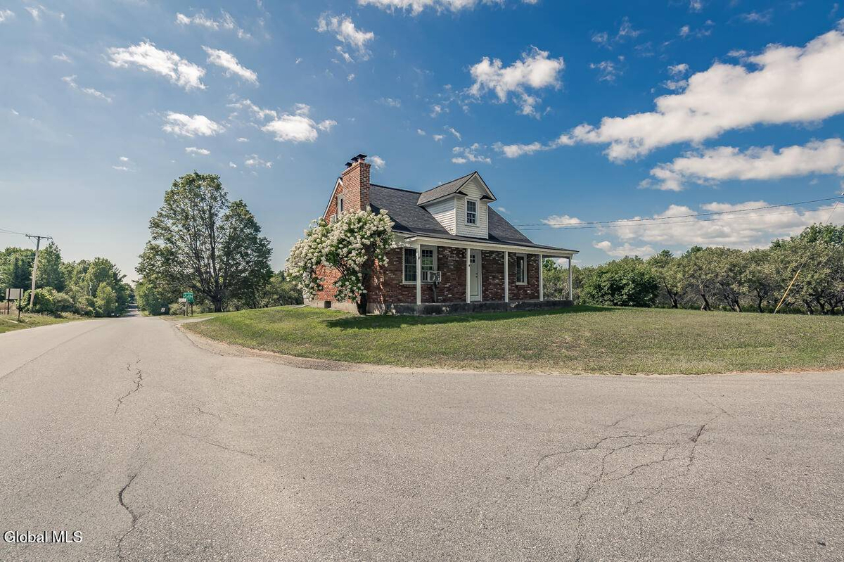 Featured Listing Image 35