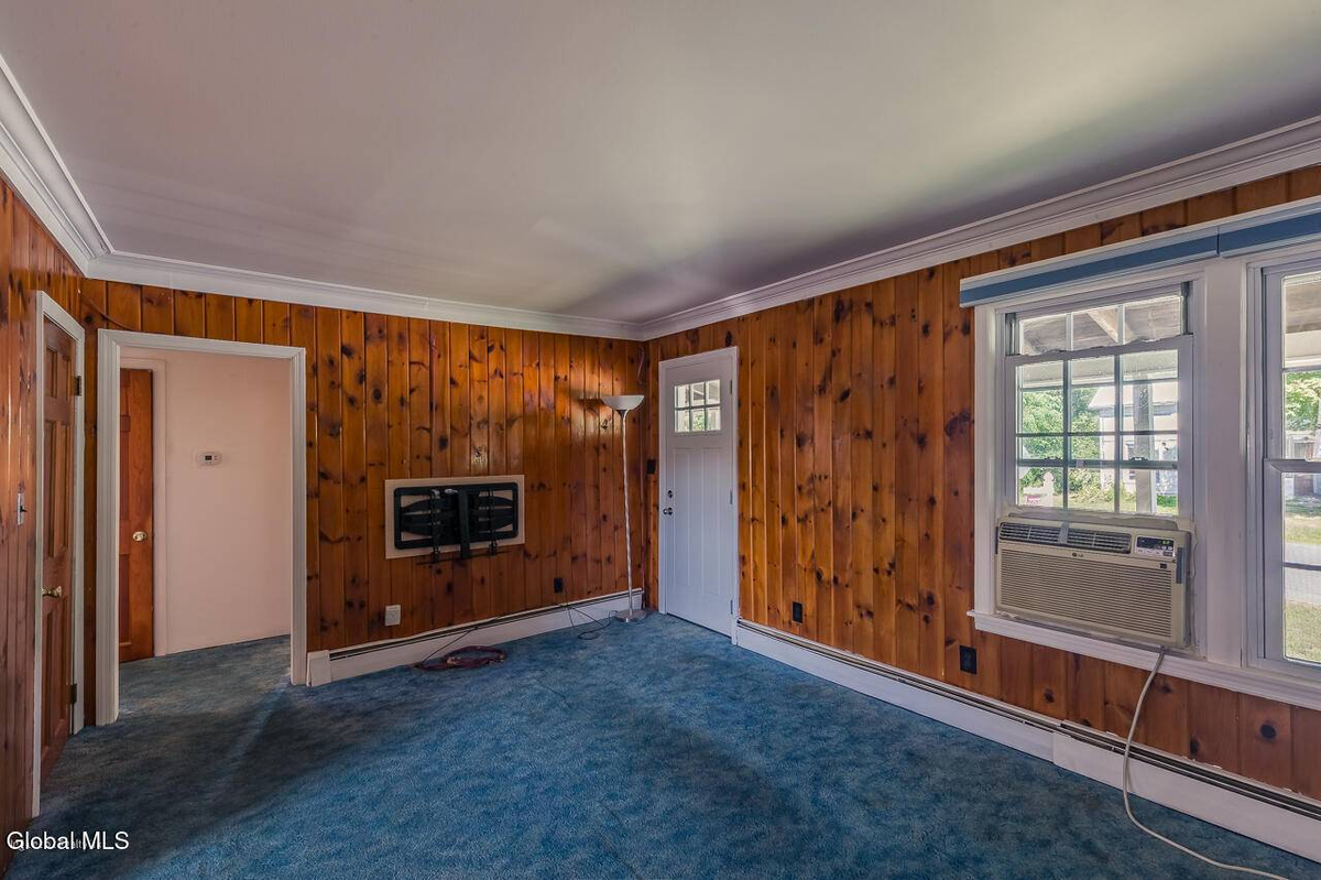 Featured Listing Image 11