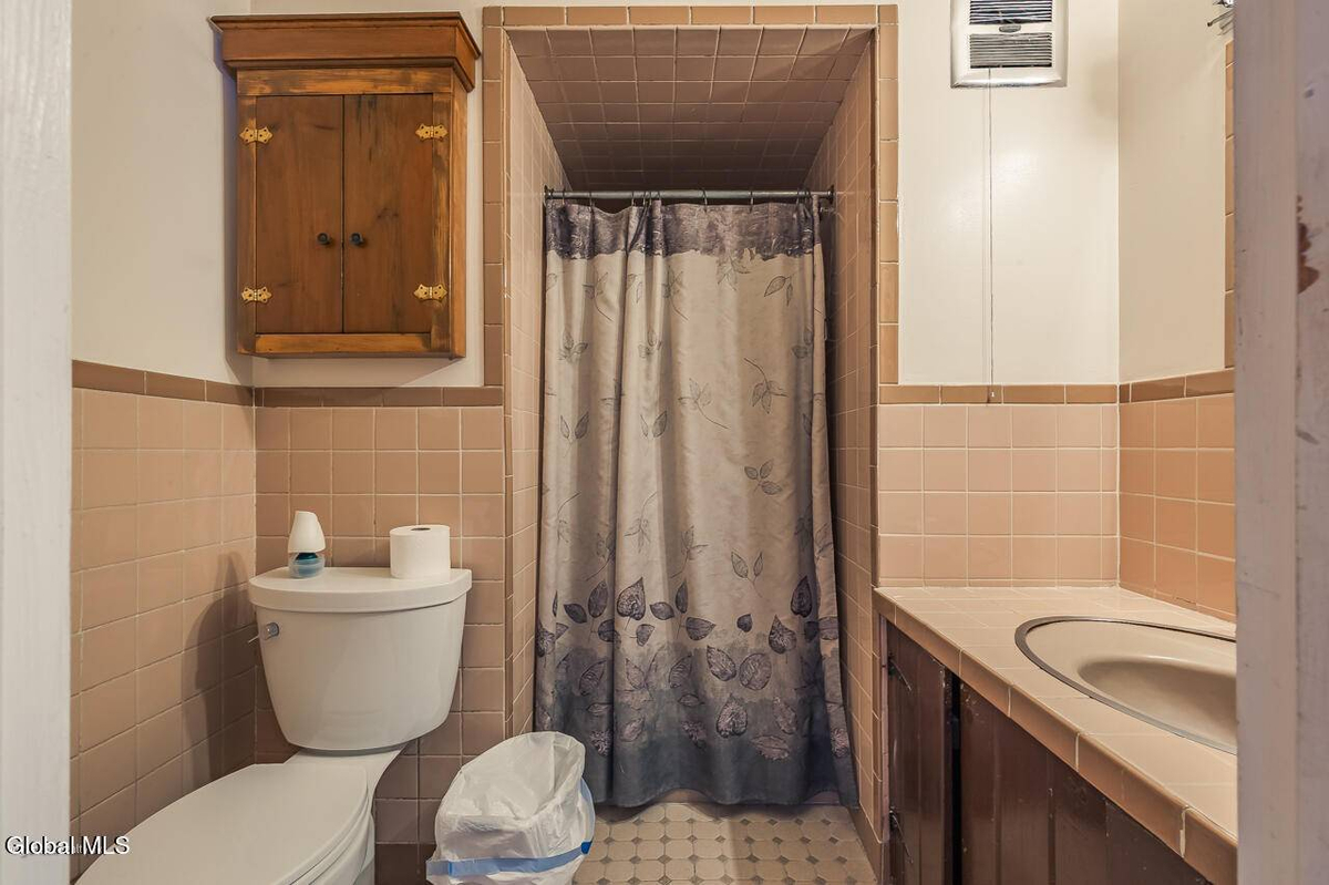 Featured Listing Image 17