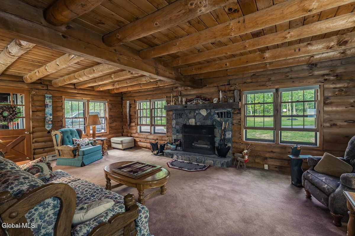 3080 Ridge Road, NY 12302
