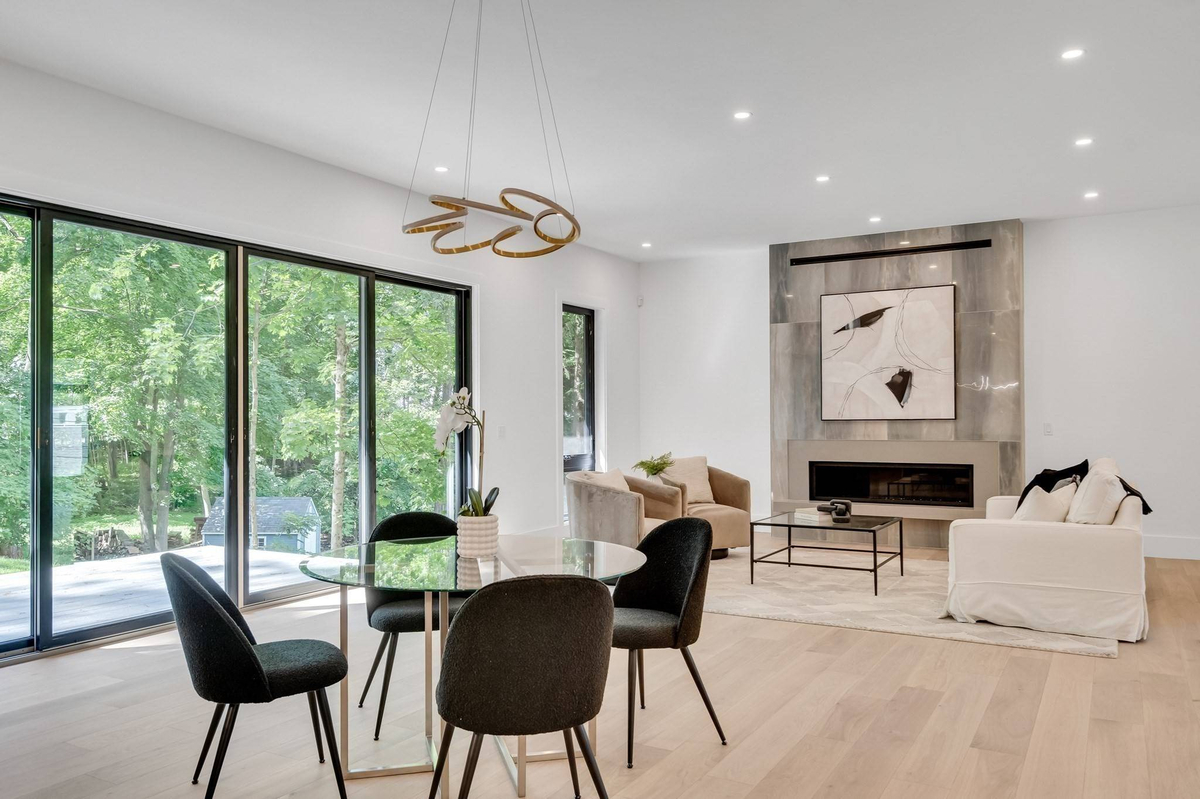 Featured Listing Image 8