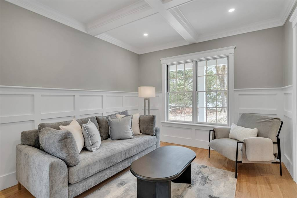 Featured Listing Image 4