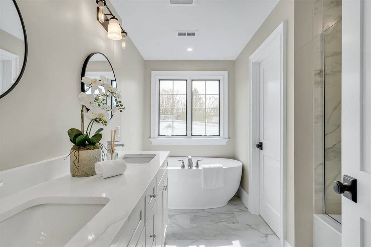 Featured Listing Image 24