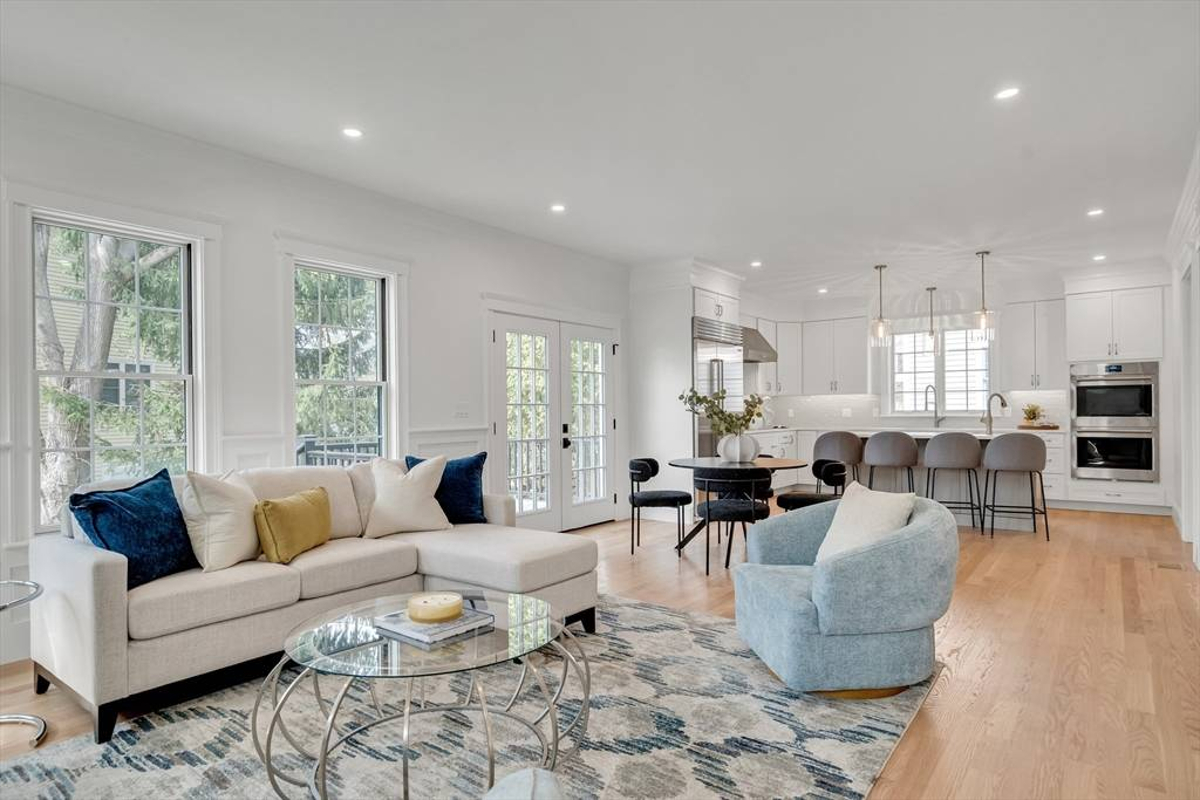 Featured Listing Image 17