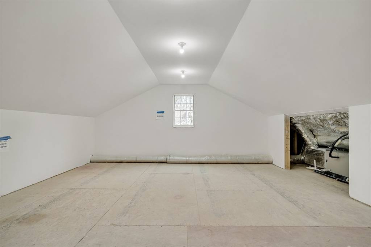 Featured Listing Image 36