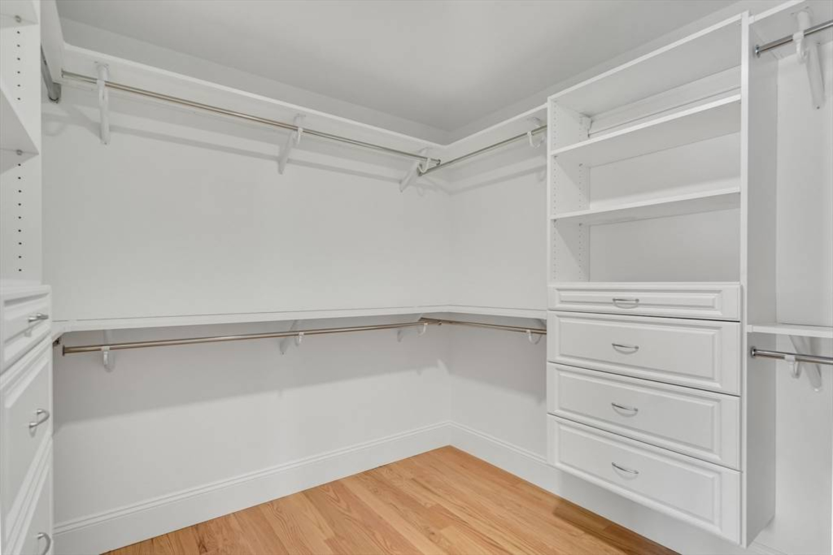 Featured Listing Image 23