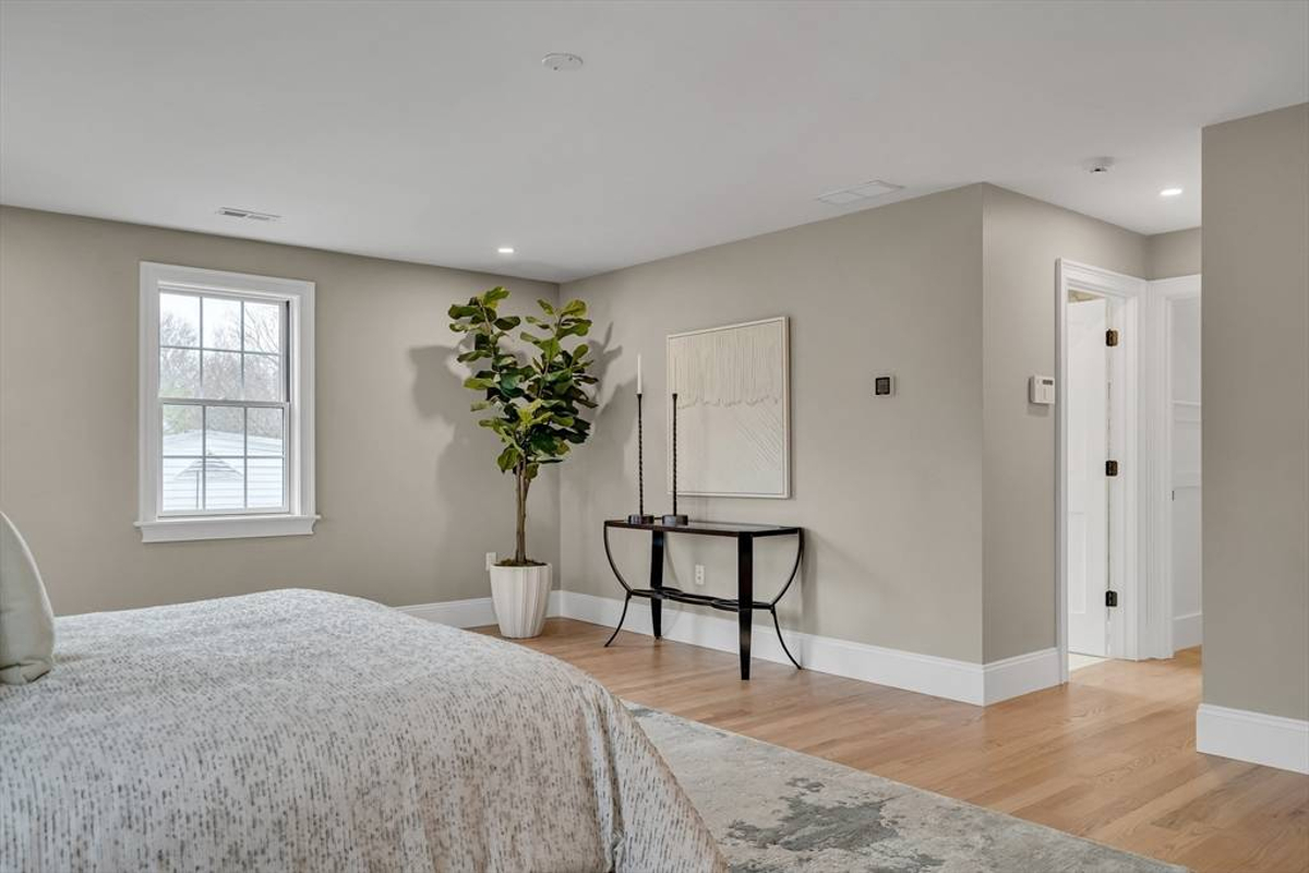 Featured Listing Image 22