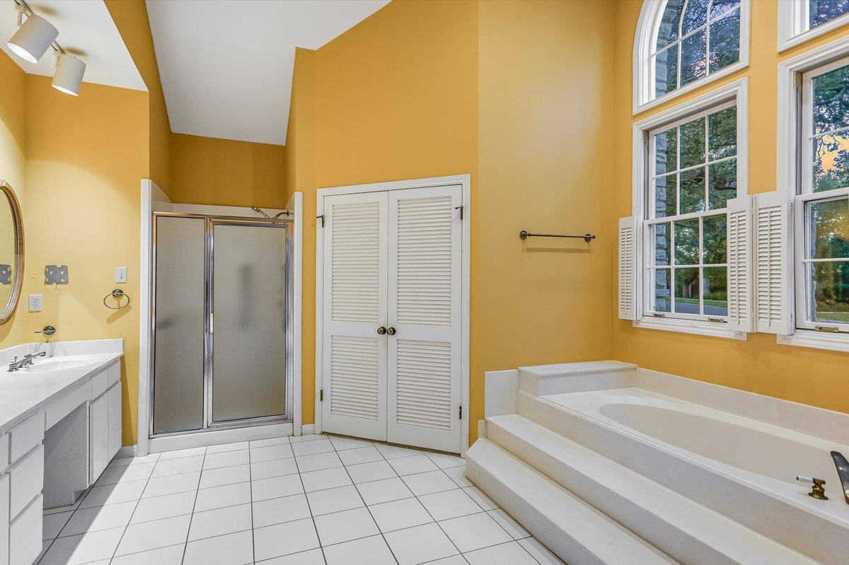 Featured Listing Image 16