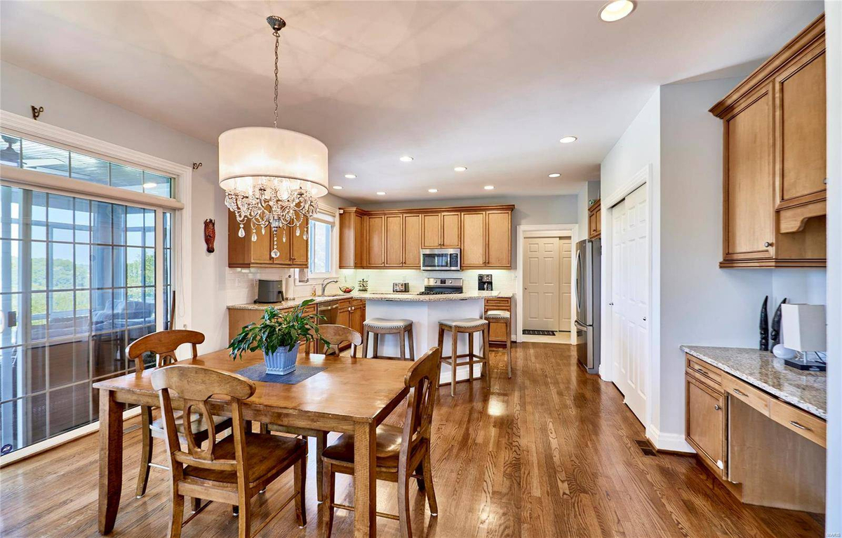 Featured Listing Image 9