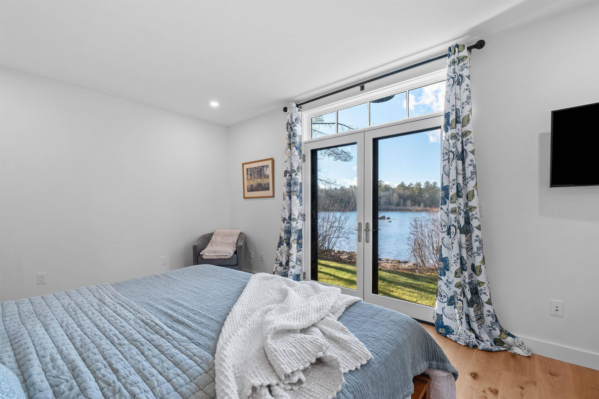 Featured Listing Image 30