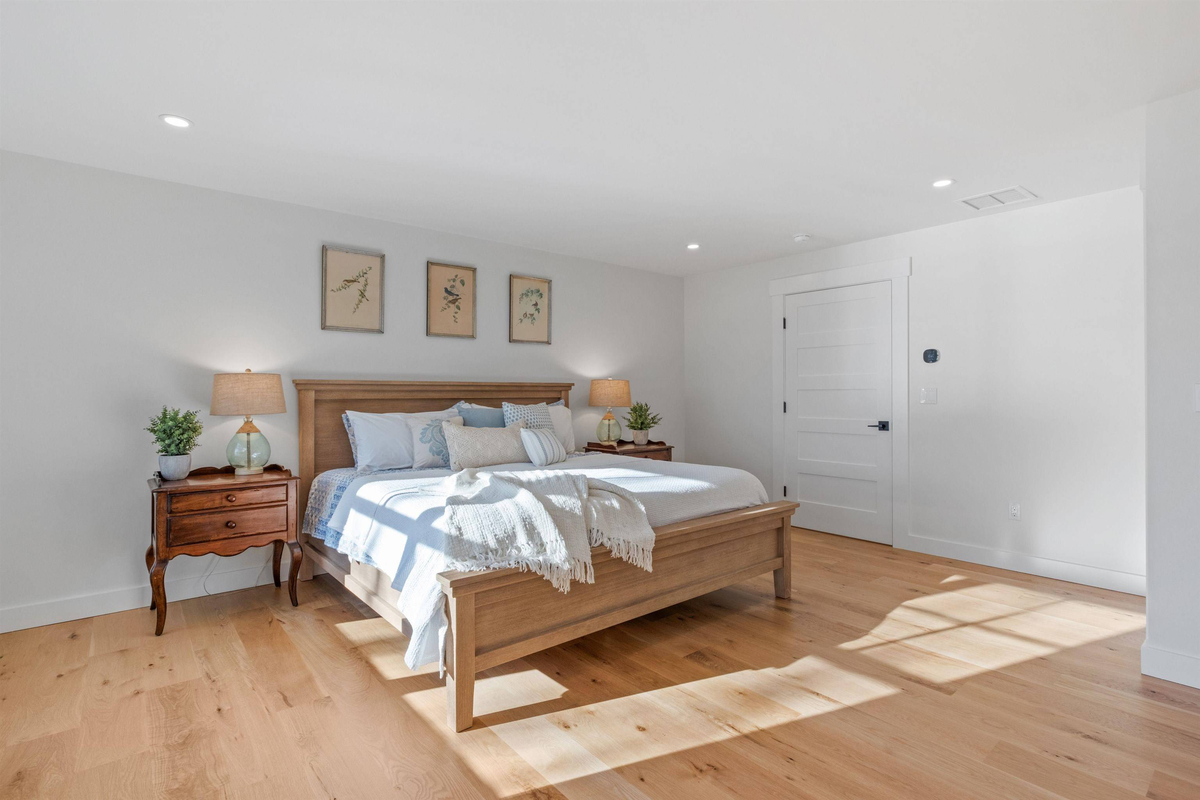 Featured Listing Image 37