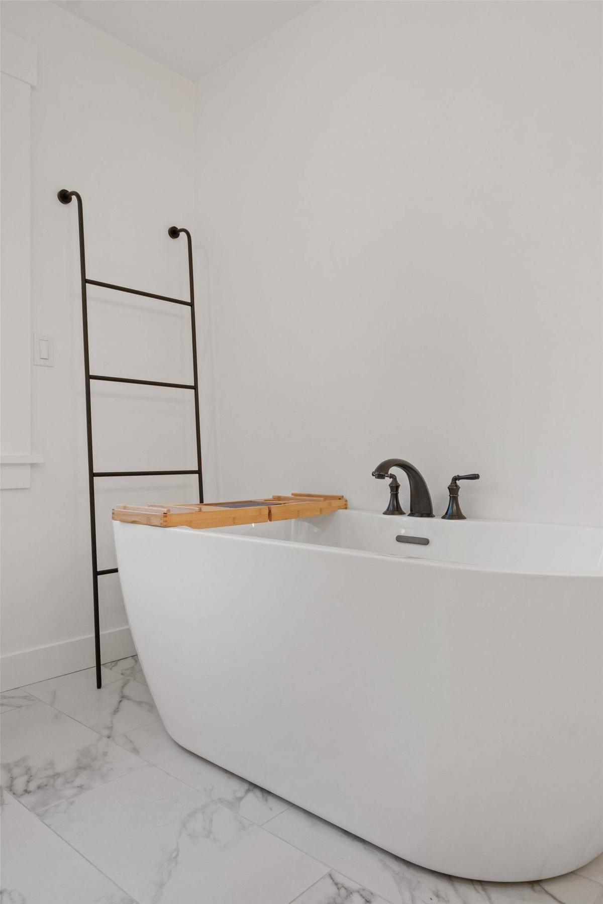 Featured Listing Image 41