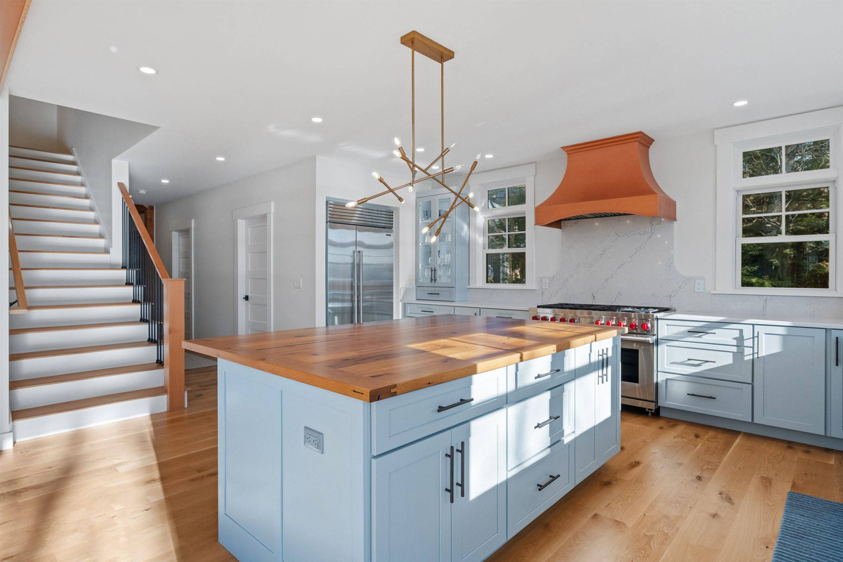 Featured Listing Image 17