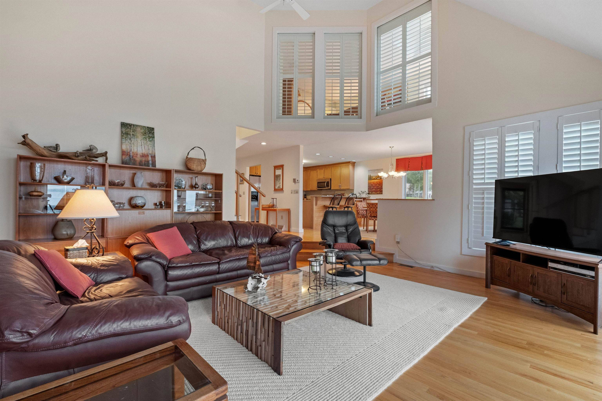 Featured Listing Image 13