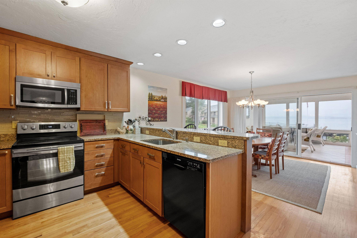 Featured Listing Image 14