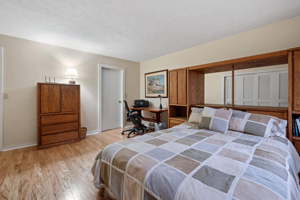 Featured Listing Image 27