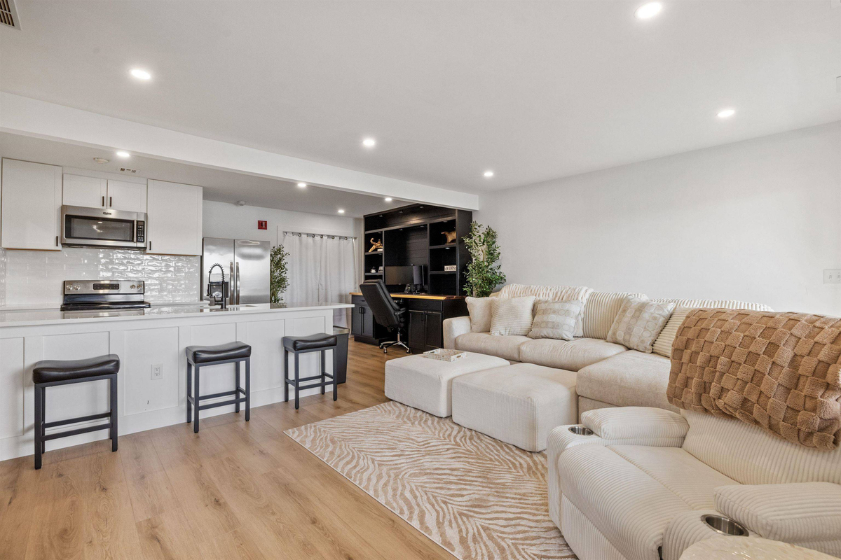 Featured Listing Image 5