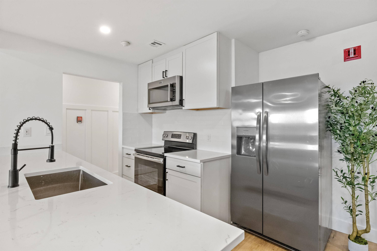 Featured Listing Image 8