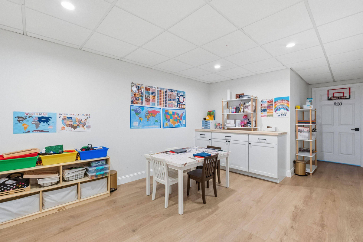 Featured Listing Image 52