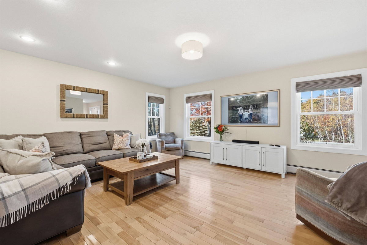 Featured Listing Image 18