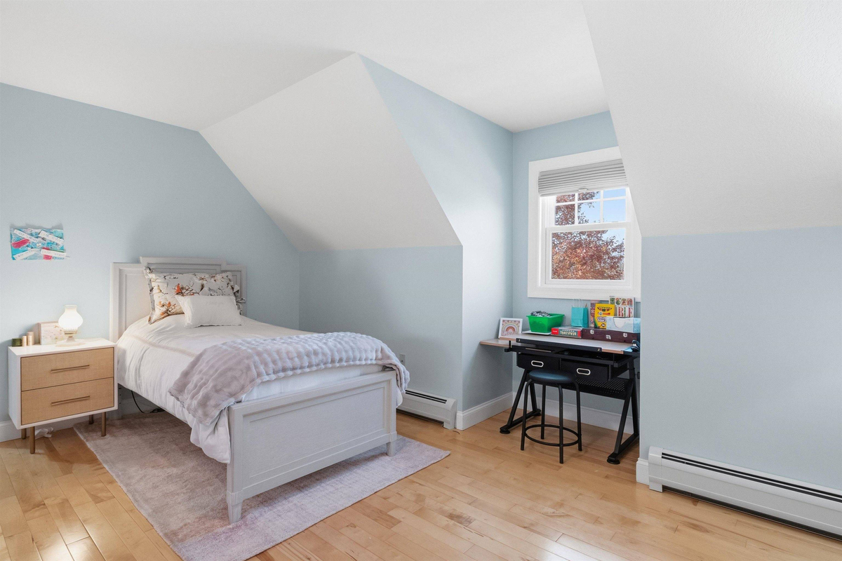 Featured Listing Image 44