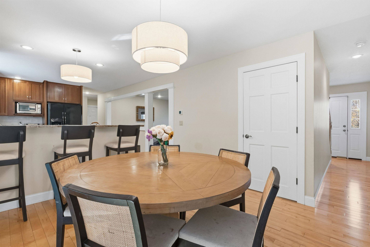 Featured Listing Image 29