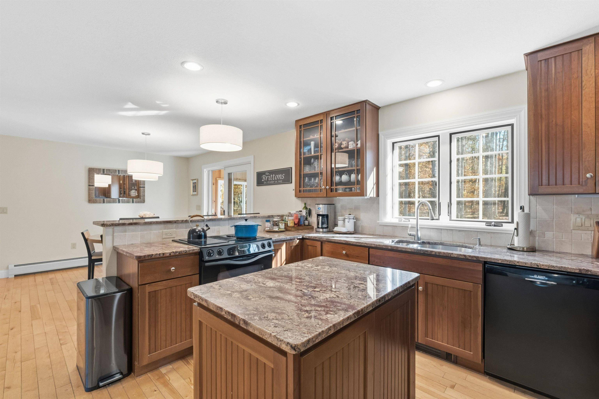 Featured Listing Image 22