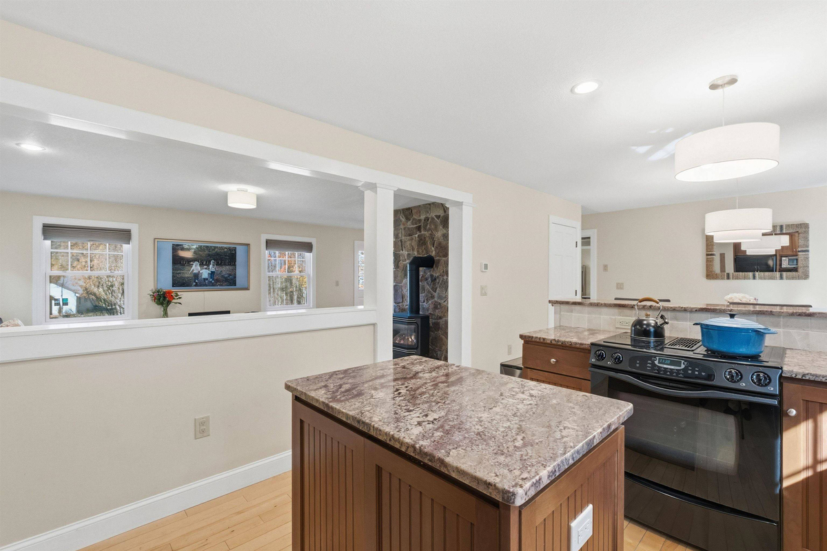 Featured Listing Image 23