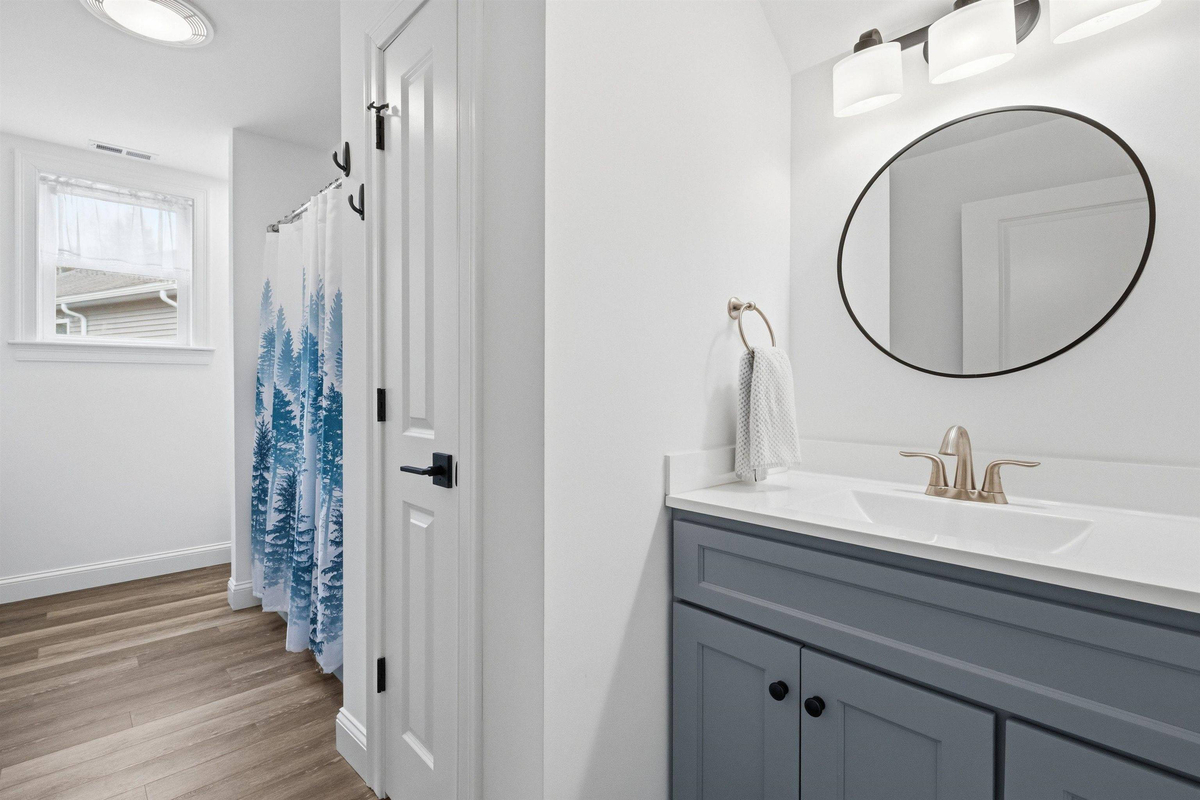 Featured Listing Image 26