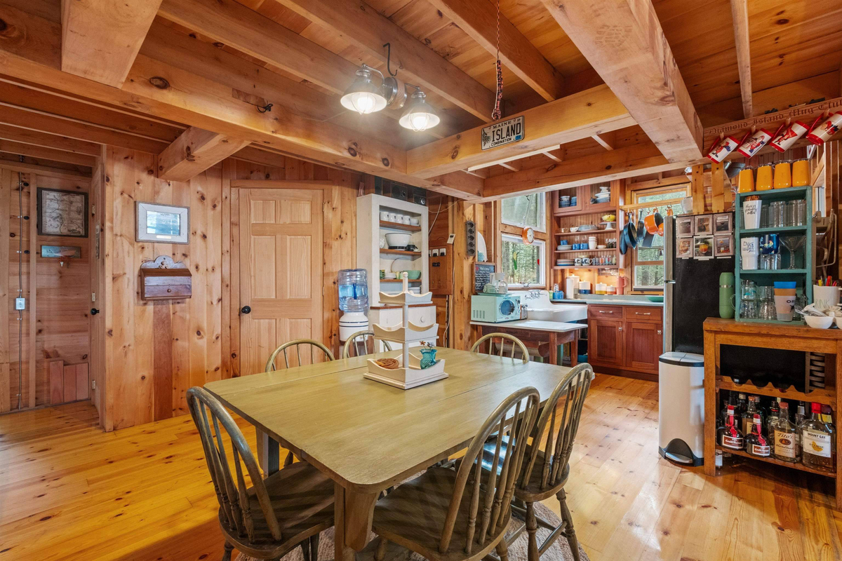 Featured Listing Image 19