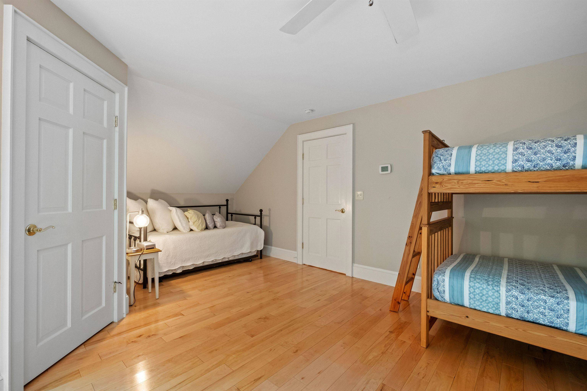 Featured Listing Image 33