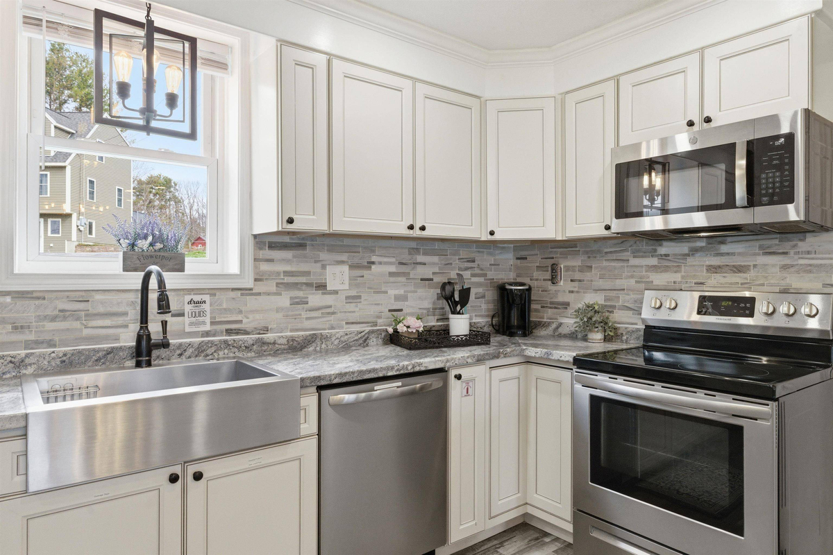 Featured Listing Image 25