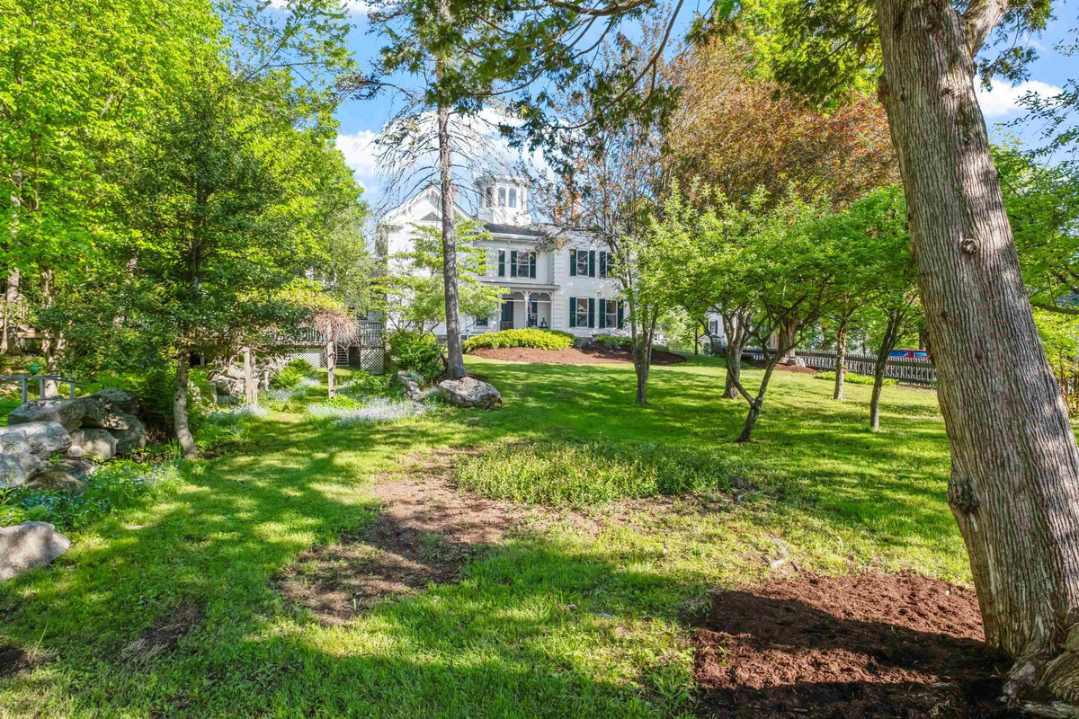 Featured Listing Image 10