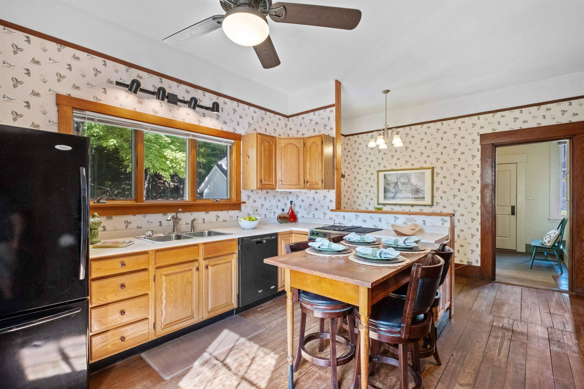 Featured Listing Image 23