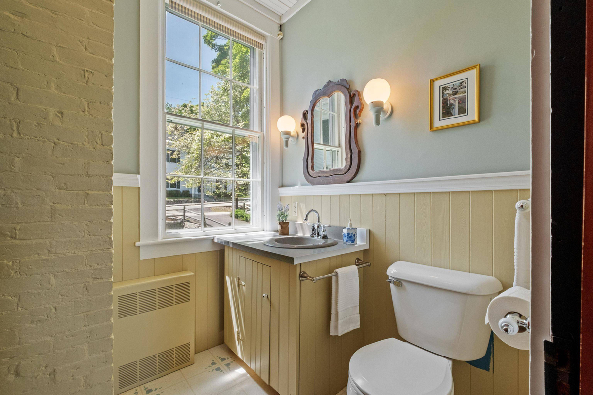 Featured Listing Image 47