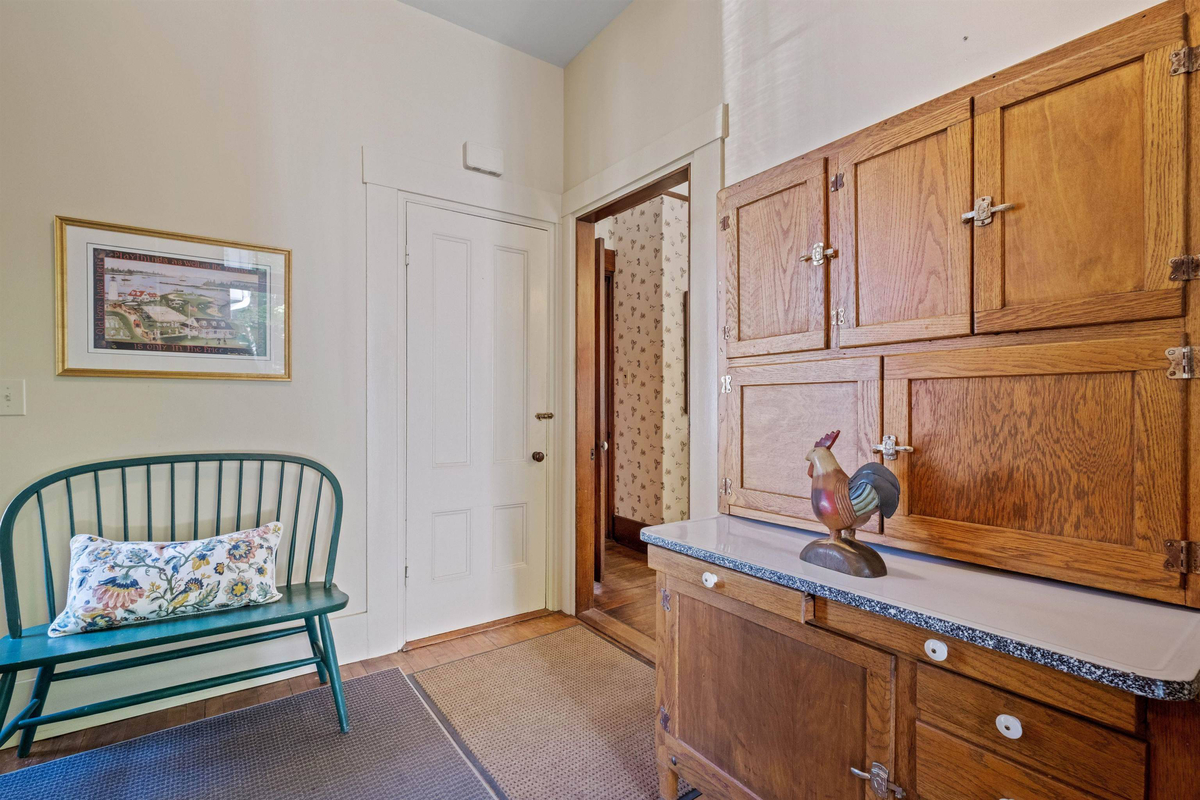 Featured Listing Image 19