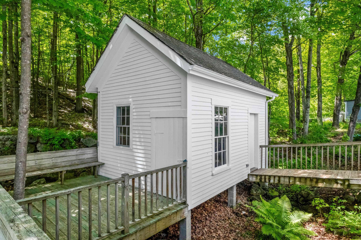 Featured Listing Image 17