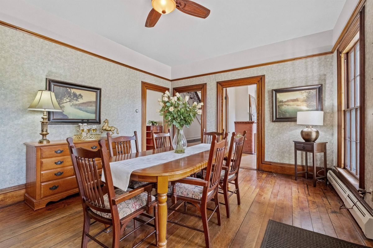Featured Listing Image 26