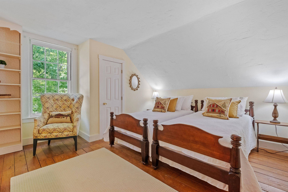 Featured Listing Image 57