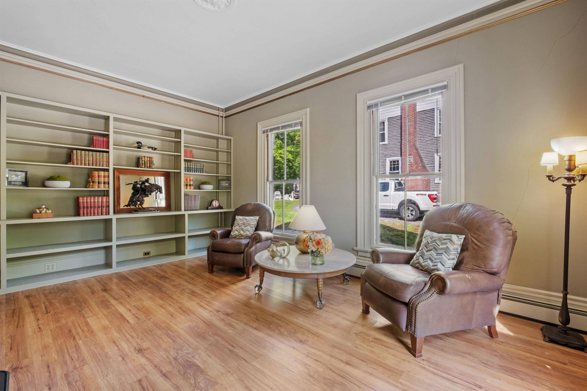 Featured Listing Image 27