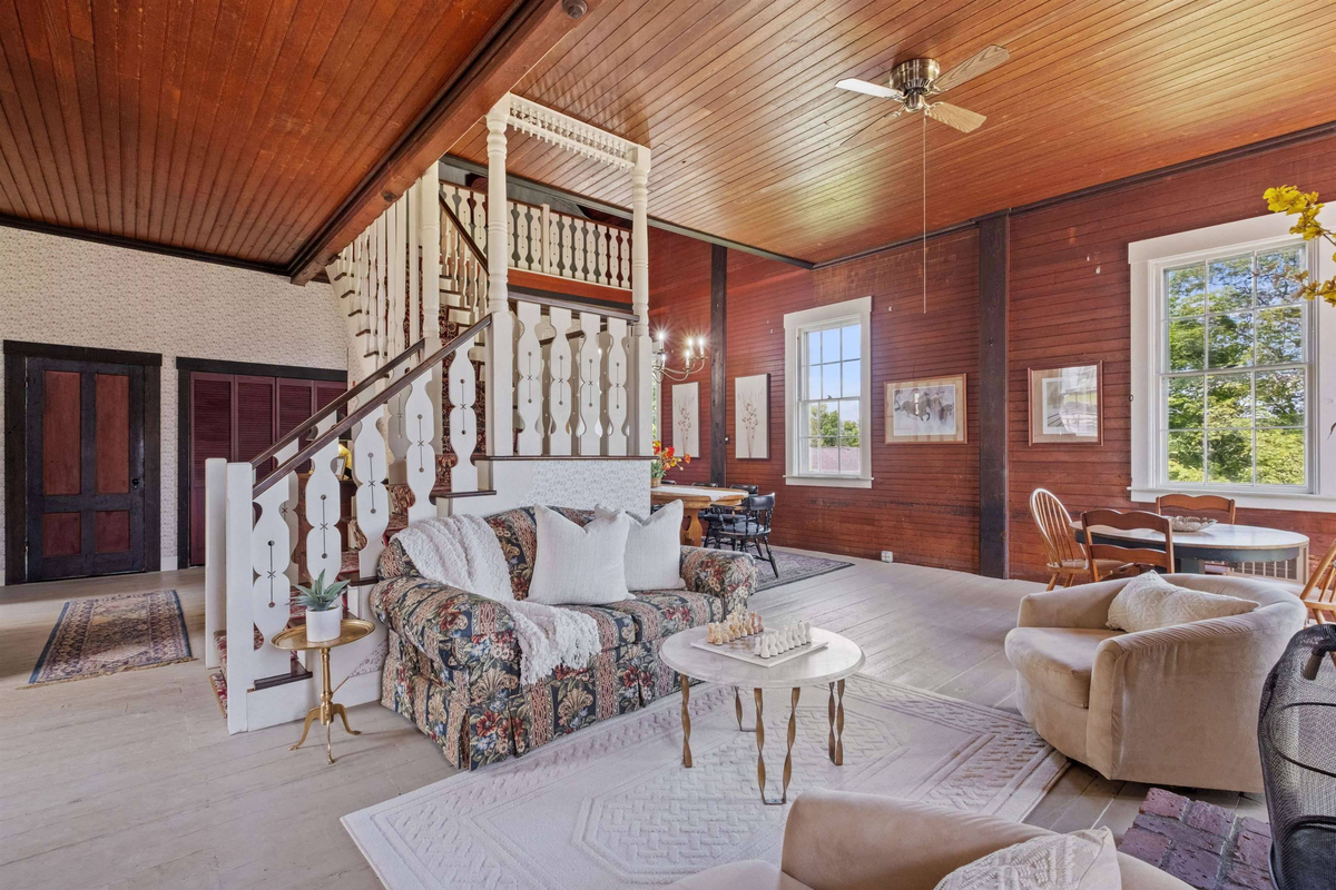 Featured Listing Image 56