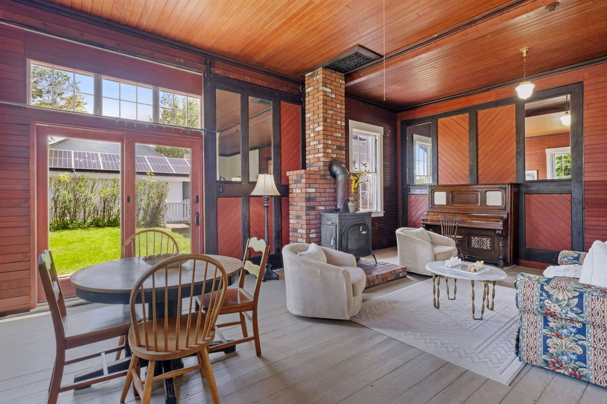 Featured Listing Image 55