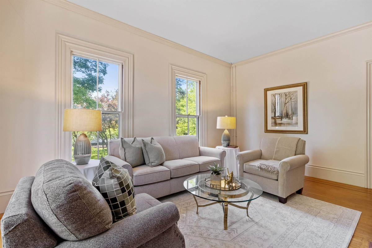 Featured Listing Image 29